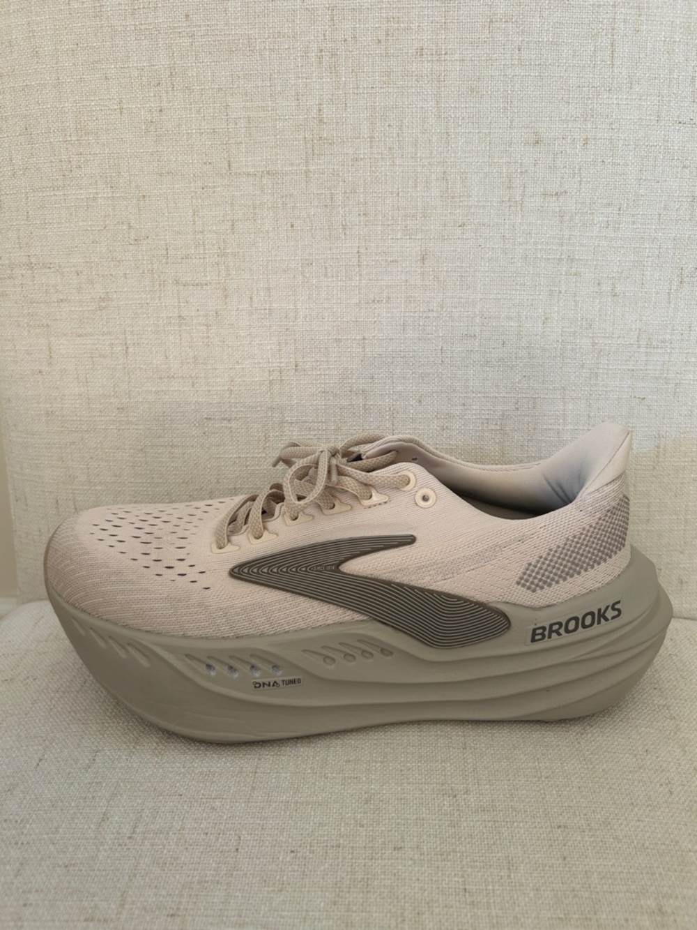 Brooks Glycerin Max Women's Athletic Shoes in Almond/Taupe color